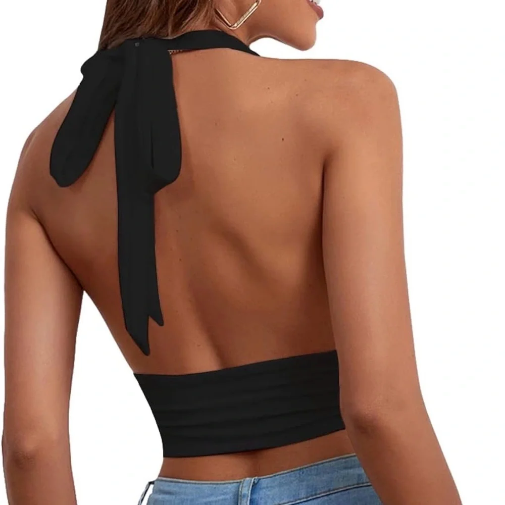 π Deep V-Neck Black Halter Top / Tie Back / Size Small / NWOT! π€ - Picture 2 of 5